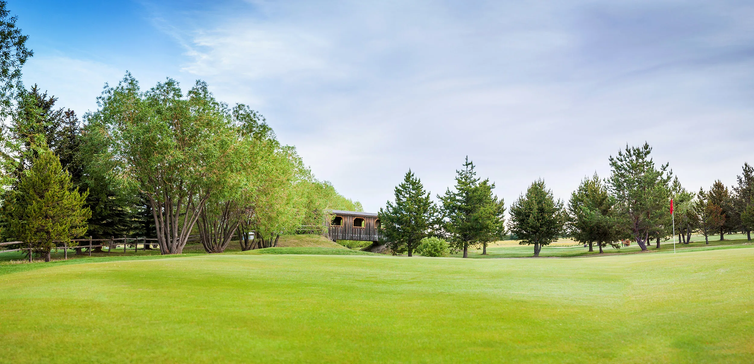 Meadowlands Golf Club at Sylvan Lake — photo courtesy Meadowlands Golf Club at Sylvan Lake